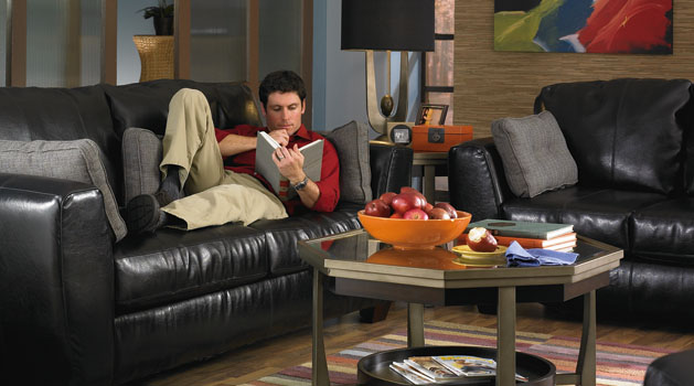 familyroom1.jpg